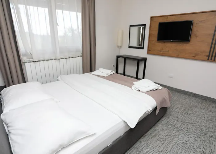 Hotel Board